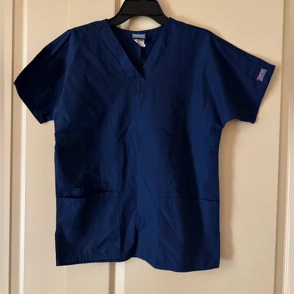 Set 2 Cherokee Workwear Navy Blue Scrubs Top,women unisex Size XXS - Picture 2 of 7